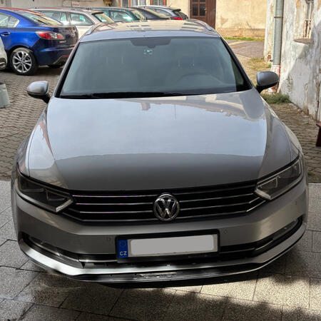 VW Passat